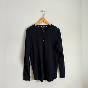 Black Nike SB Dri-Fit Large Shirt very lightly used, no flaws